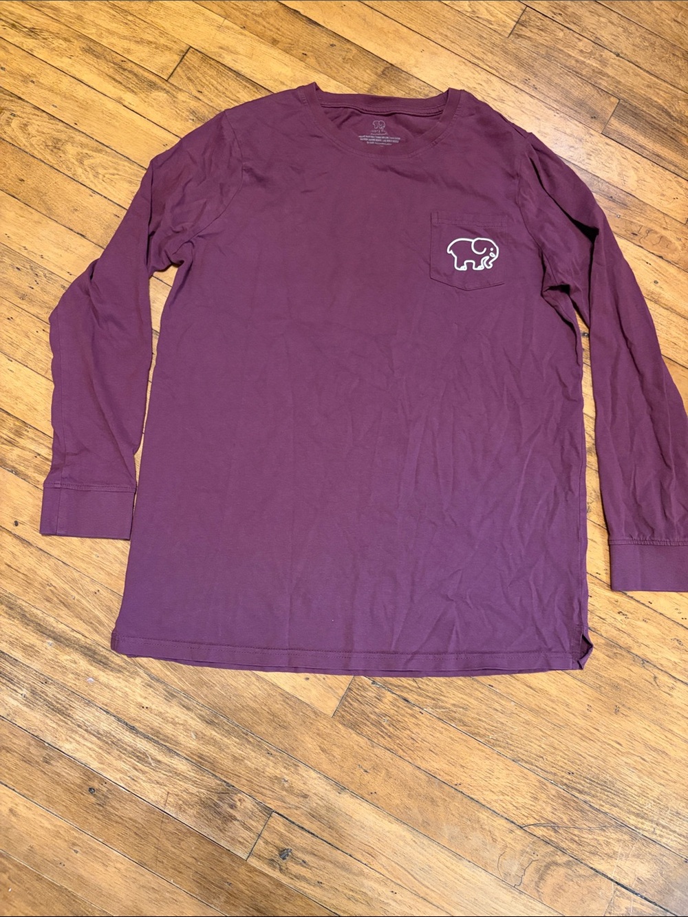 ivory ella Womenβs Long-Sleeve Pocket Tee in Plum